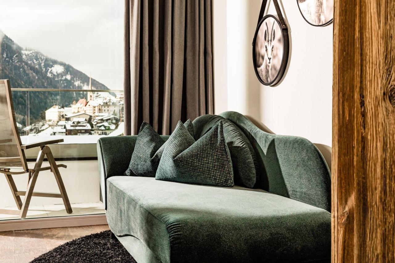 Hotel Touring Dolomites Santa Cristina Val Gardena Экстерьер фото